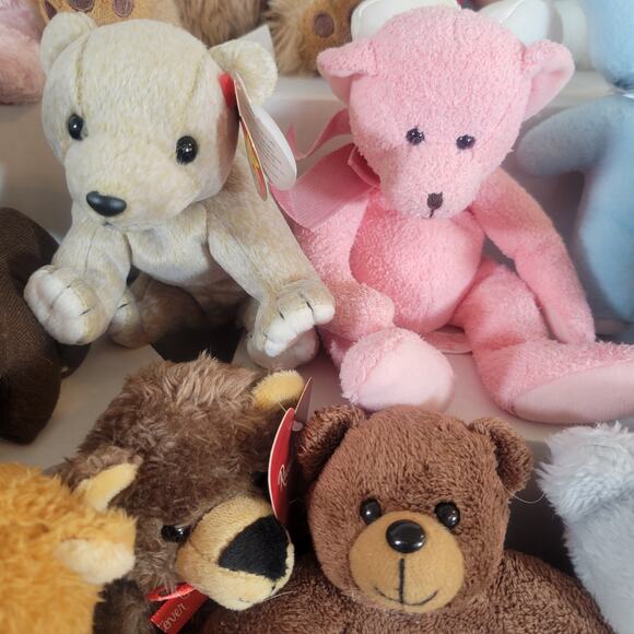 Lot of 24 Small Plush Bears - TY, Russ, Assorted Some Vintage Collectibles - Picture 13 of 16